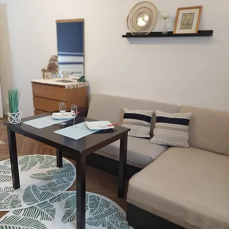 City Center With Self-check-in 아파트